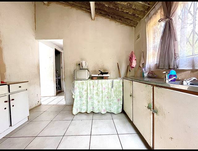 2 BEDROOM HOUSE FOR SALE IN UMLAZI U